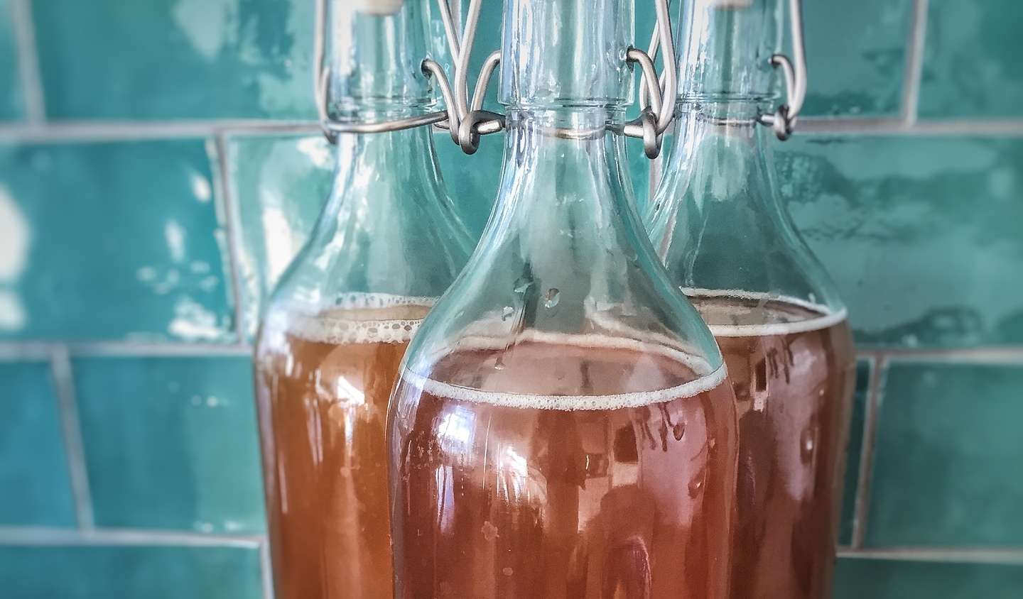 The 7 Amazing Benefits Of Kombucha Fitxl